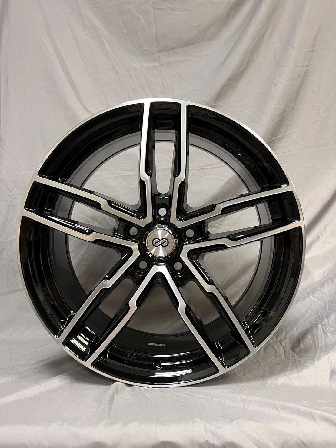DG SQ32